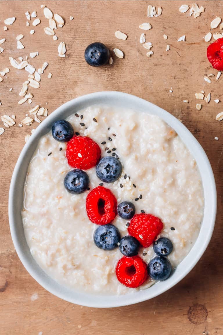 Does Oatmeal Go Bad? How Long Does It Last?